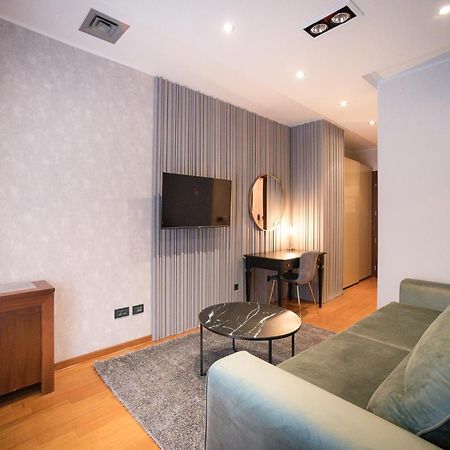 Natali Luxury Suites Белград Екстериор снимка