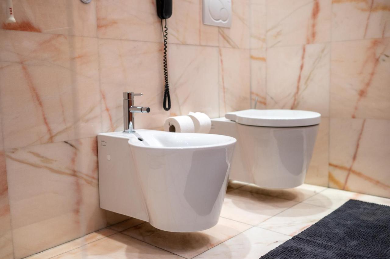 Natali Luxury Suites Белград Екстериор снимка
