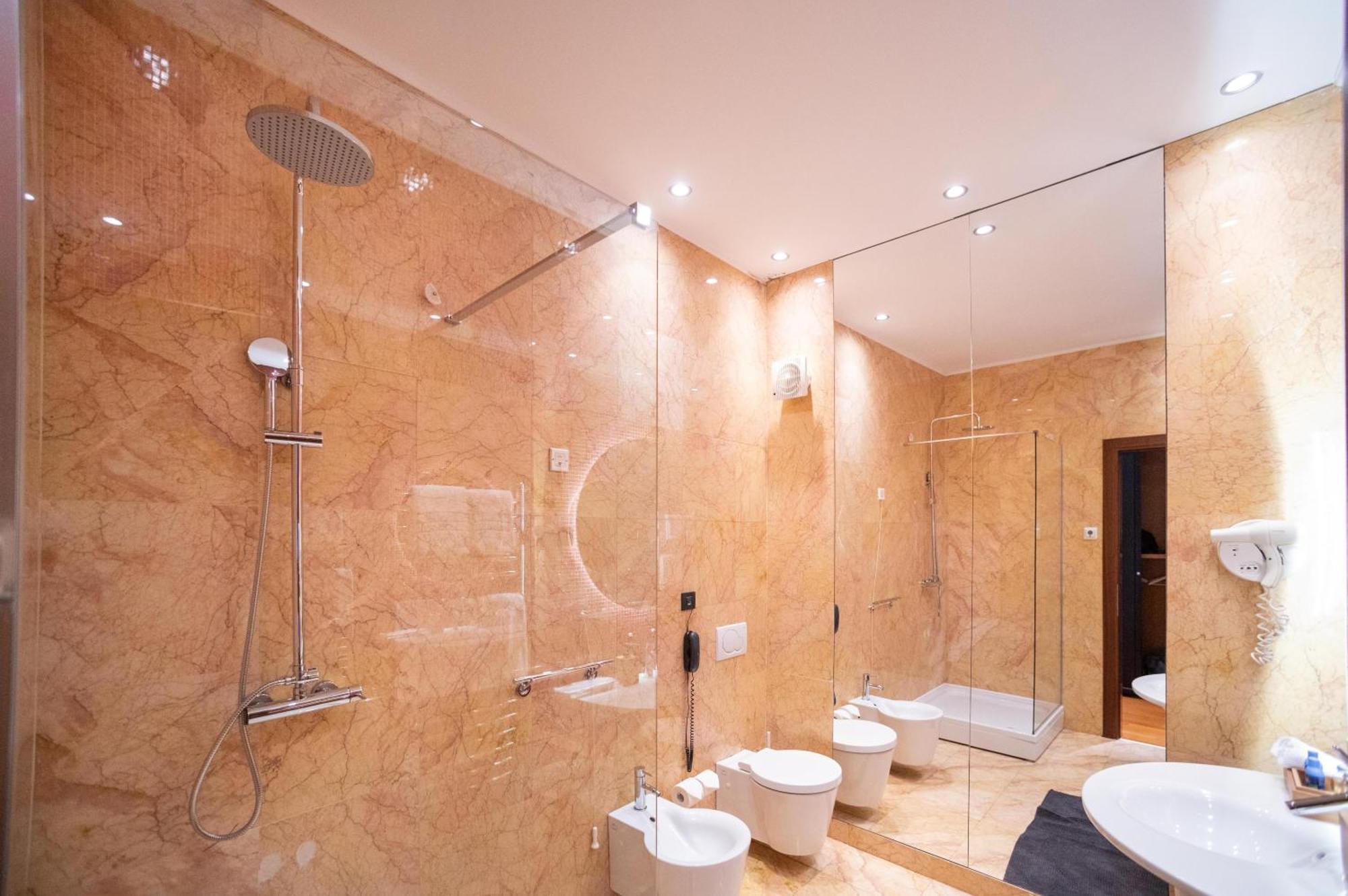 Natali Luxury Suites Белград Стая снимка
