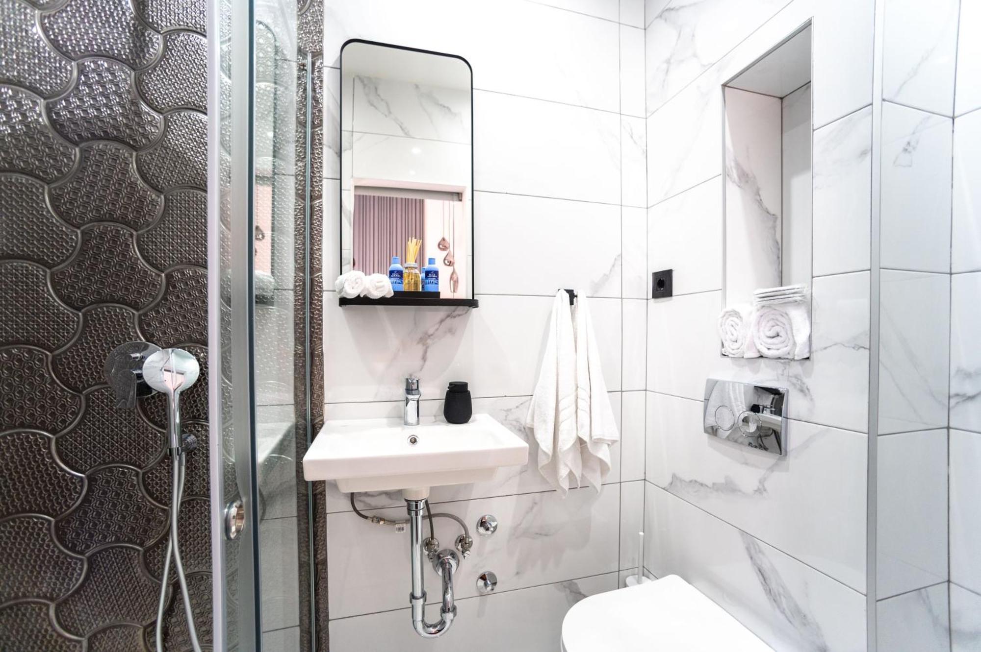 Natali Luxury Suites Белград Стая снимка