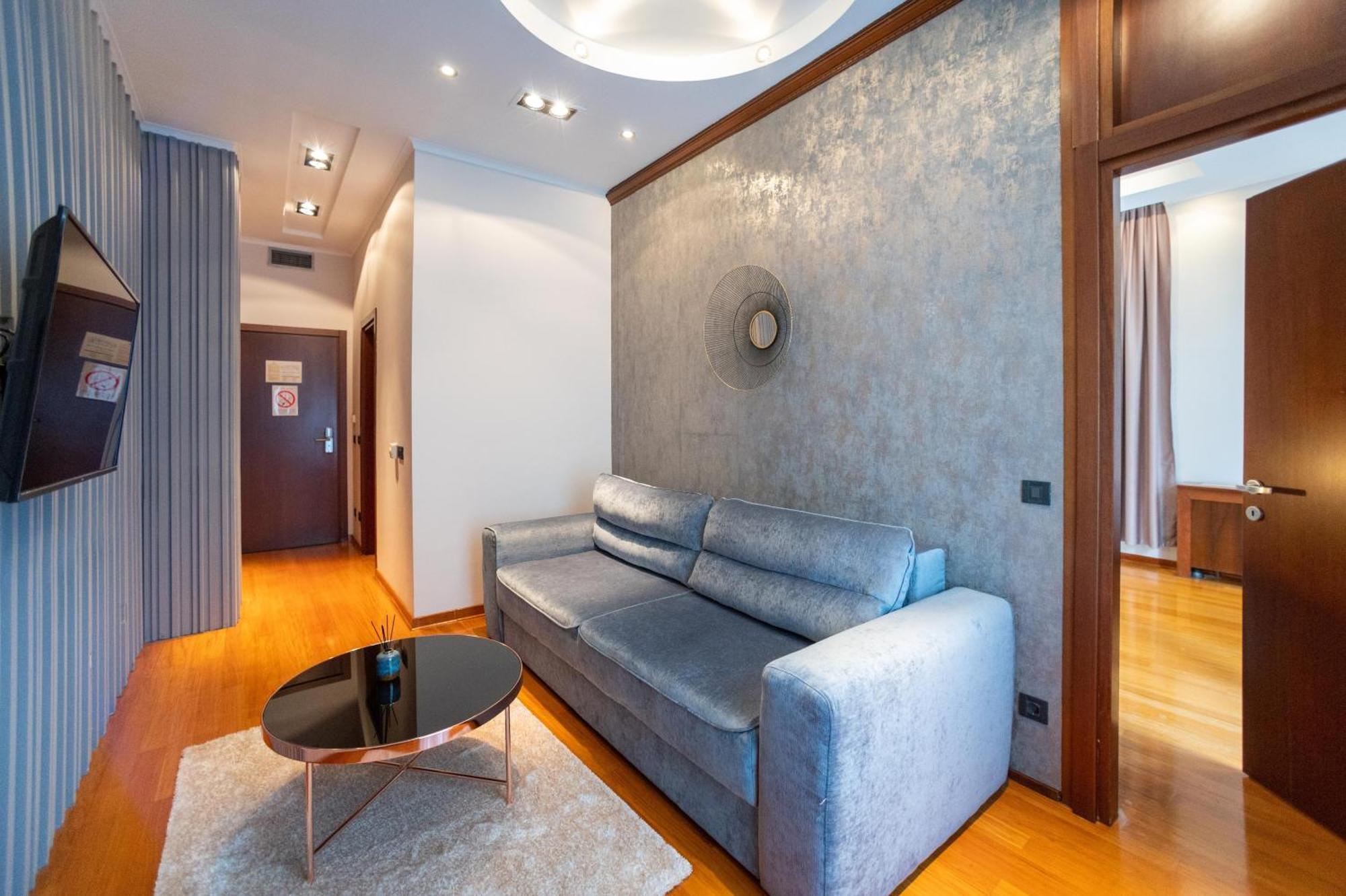 Natali Luxury Suites Белград Екстериор снимка
