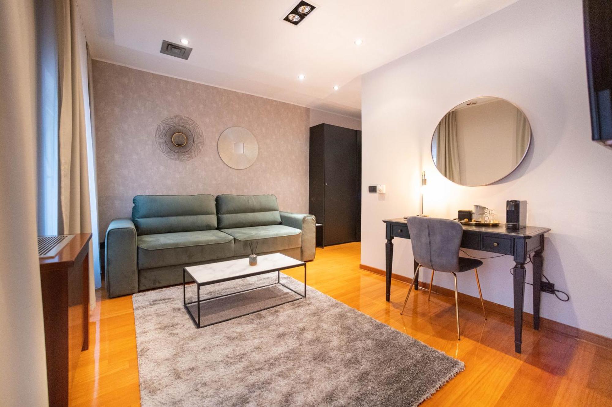 Natali Luxury Suites Белград Екстериор снимка